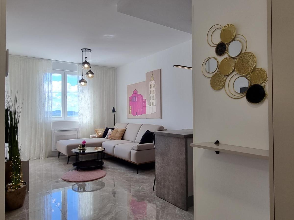 Apartment "50 Shades" With Balcony And Free Parking In The Garage Zadar Ngoại thất bức ảnh