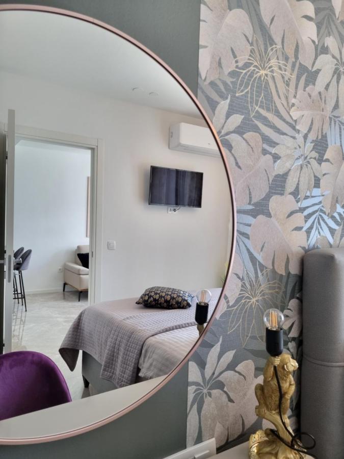 Apartment "50 Shades" With Balcony And Free Parking In The Garage Zadar Ngoại thất bức ảnh