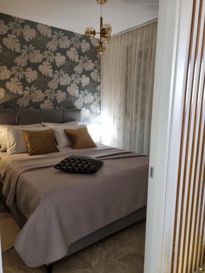 Apartment "50 Shades" With Balcony And Free Parking In The Garage Zadar Ngoại thất bức ảnh
