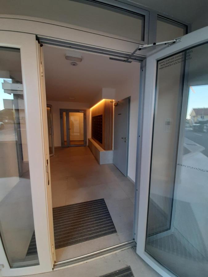 Apartment "50 Shades" With Balcony And Free Parking In The Garage Zadar Ngoại thất bức ảnh
