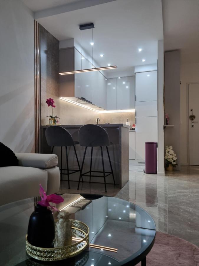 Apartment "50 Shades" With Balcony And Free Parking In The Garage Zadar Ngoại thất bức ảnh