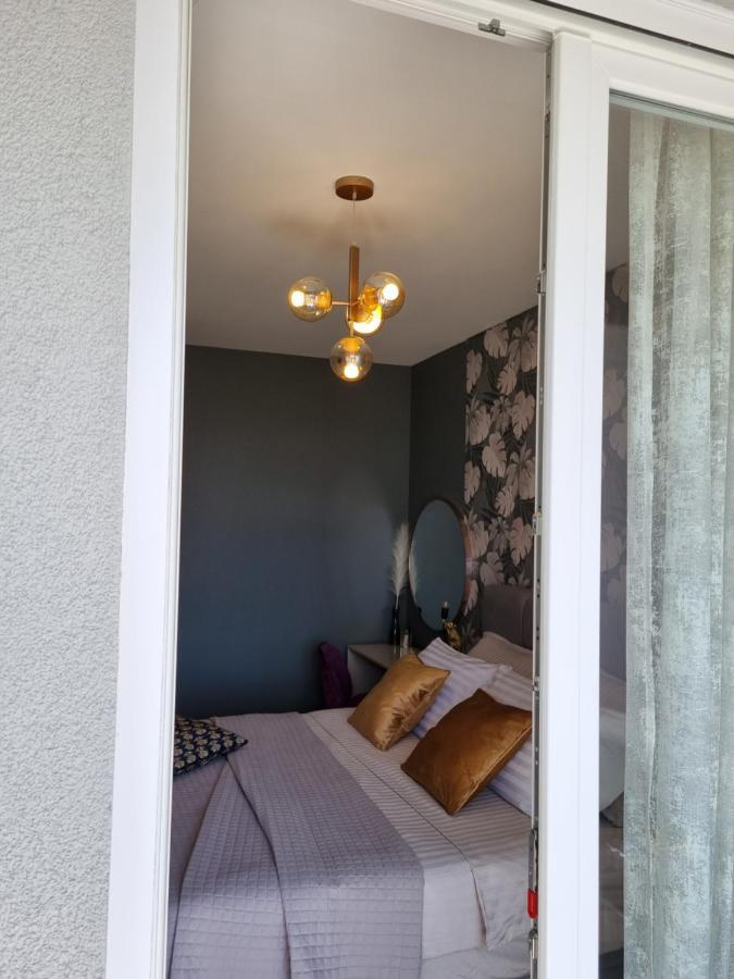 Apartment "50 Shades" With Balcony And Free Parking In The Garage Zadar Ngoại thất bức ảnh